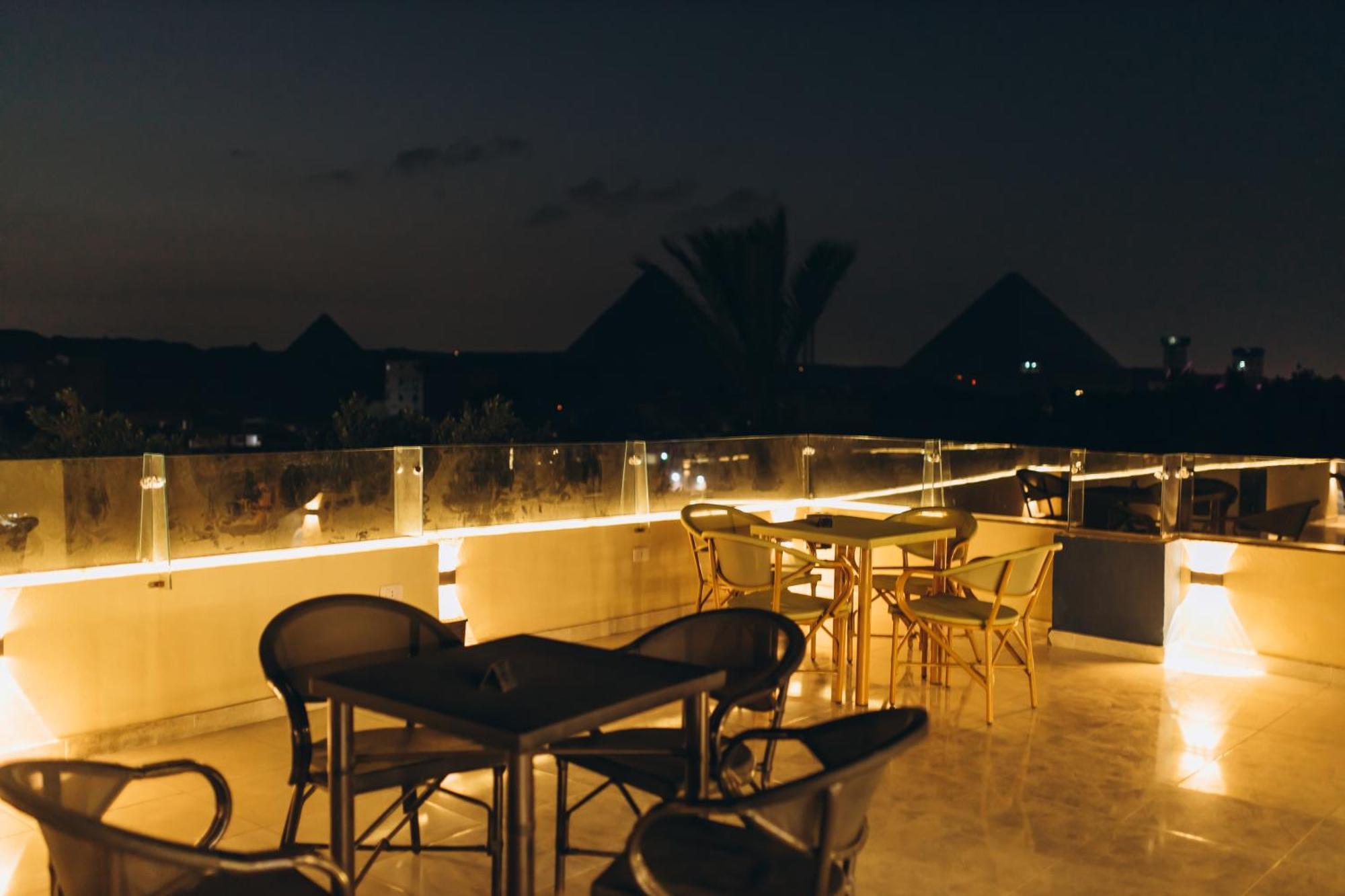 Regent Pyramids View Hotel Kafret el-Gabal Kültér fotó