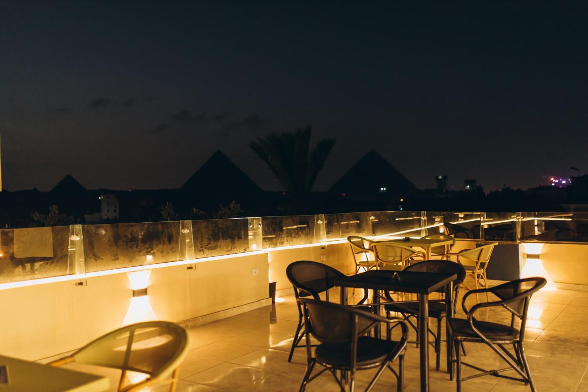 Regent Pyramids View Hotel Kafret el-Gabal Kültér fotó