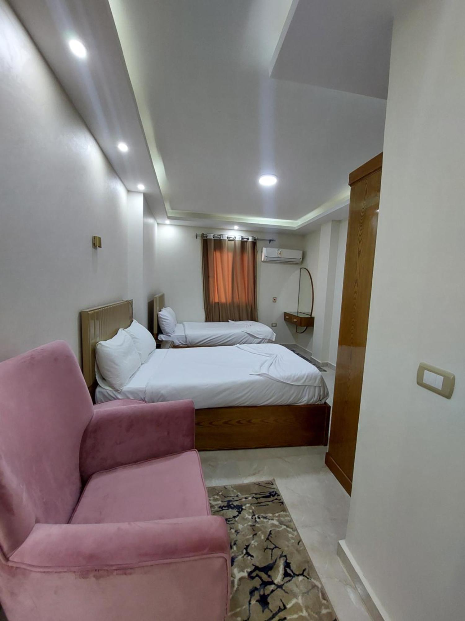 Regent Pyramids View Hotel Kafret el-Gabal Kültér fotó